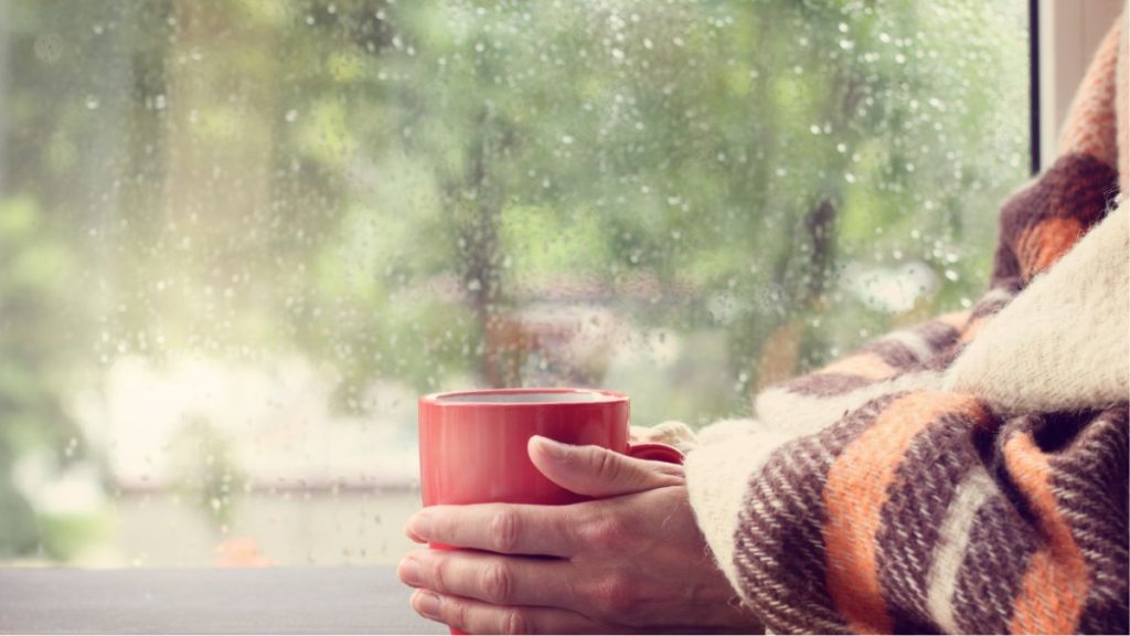 manfaat minum air hangat