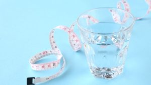 peran air minum dalam diet sehat